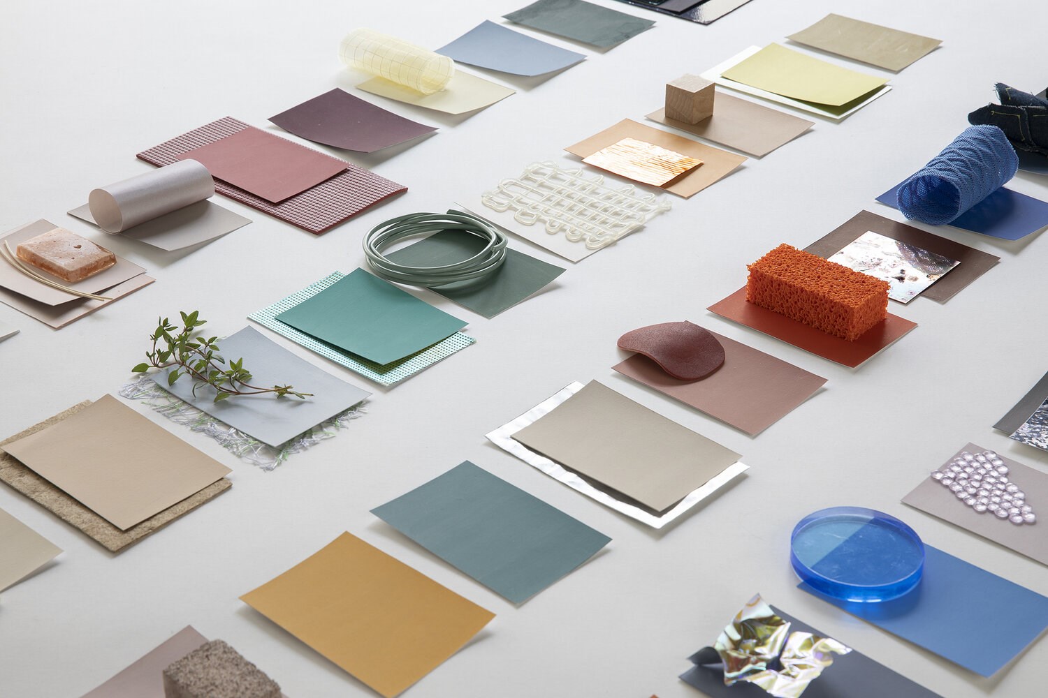 Colour flow 2022 - Colour & Material