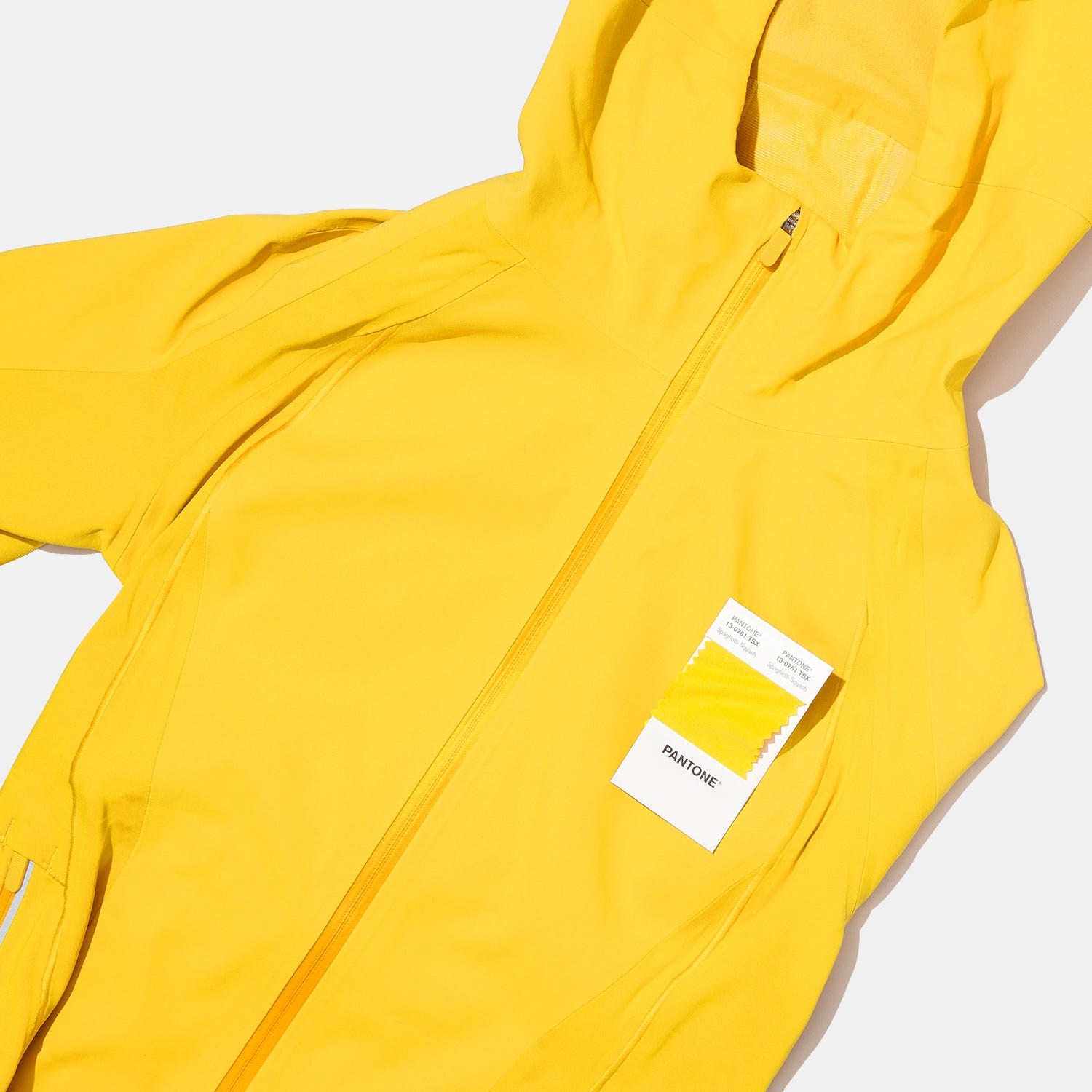 PANTONE Fashion & Home Polyester Swatch Book