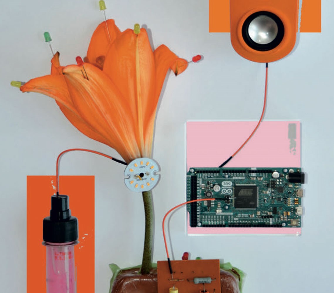 Pantone View Colour Planner SS 22