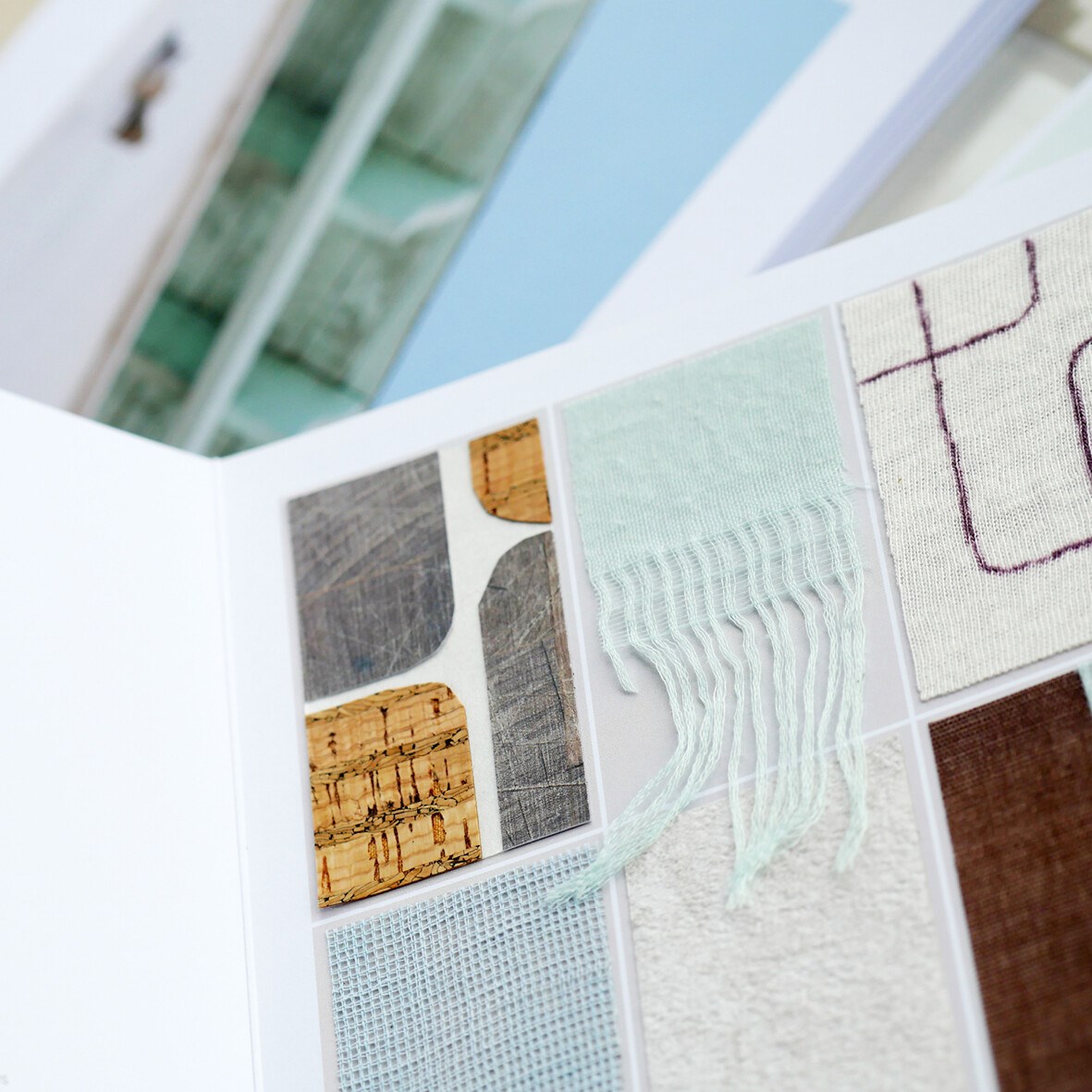 THJS Cover INSIGHT SS 22